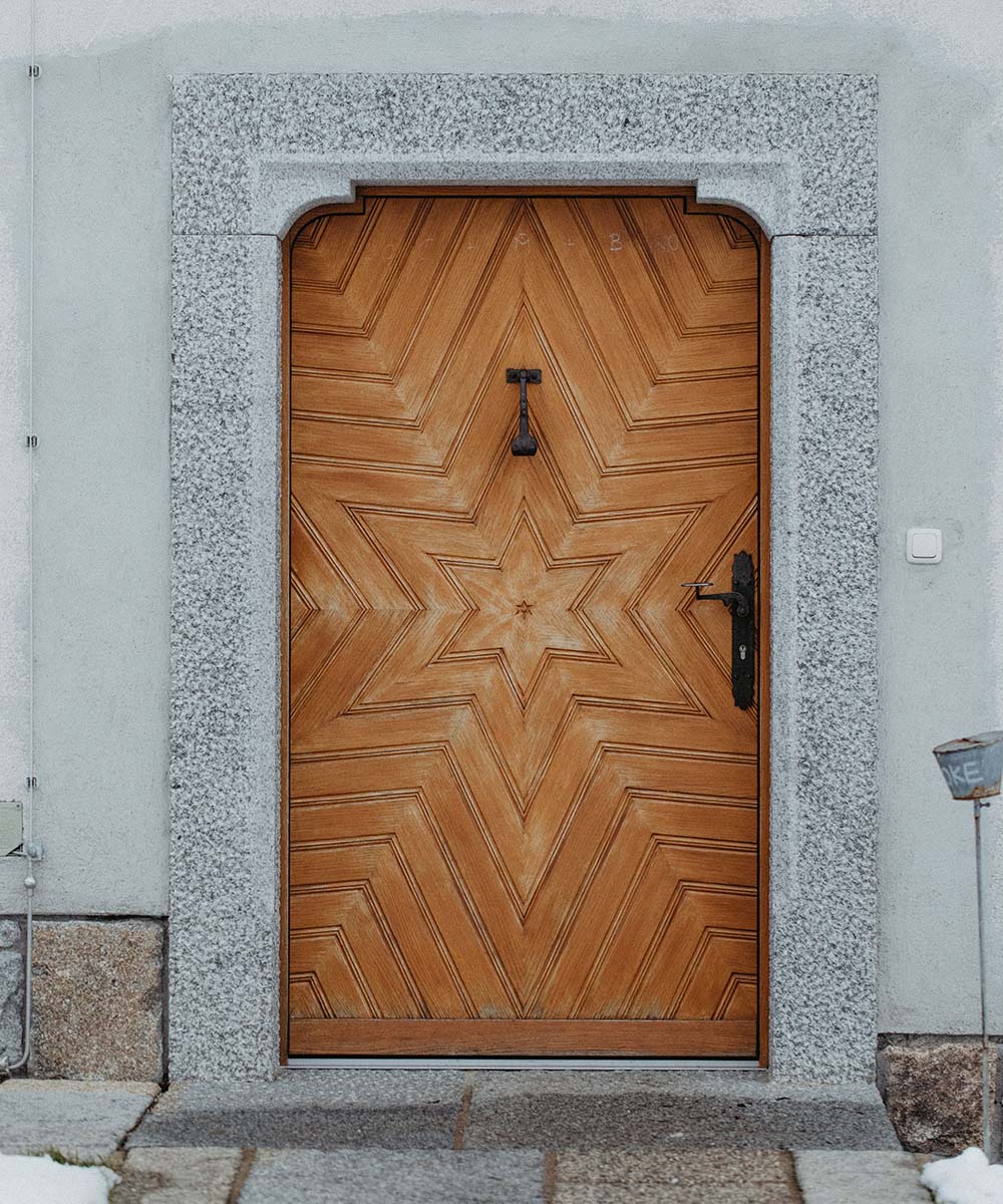 Haustüre aus Holz